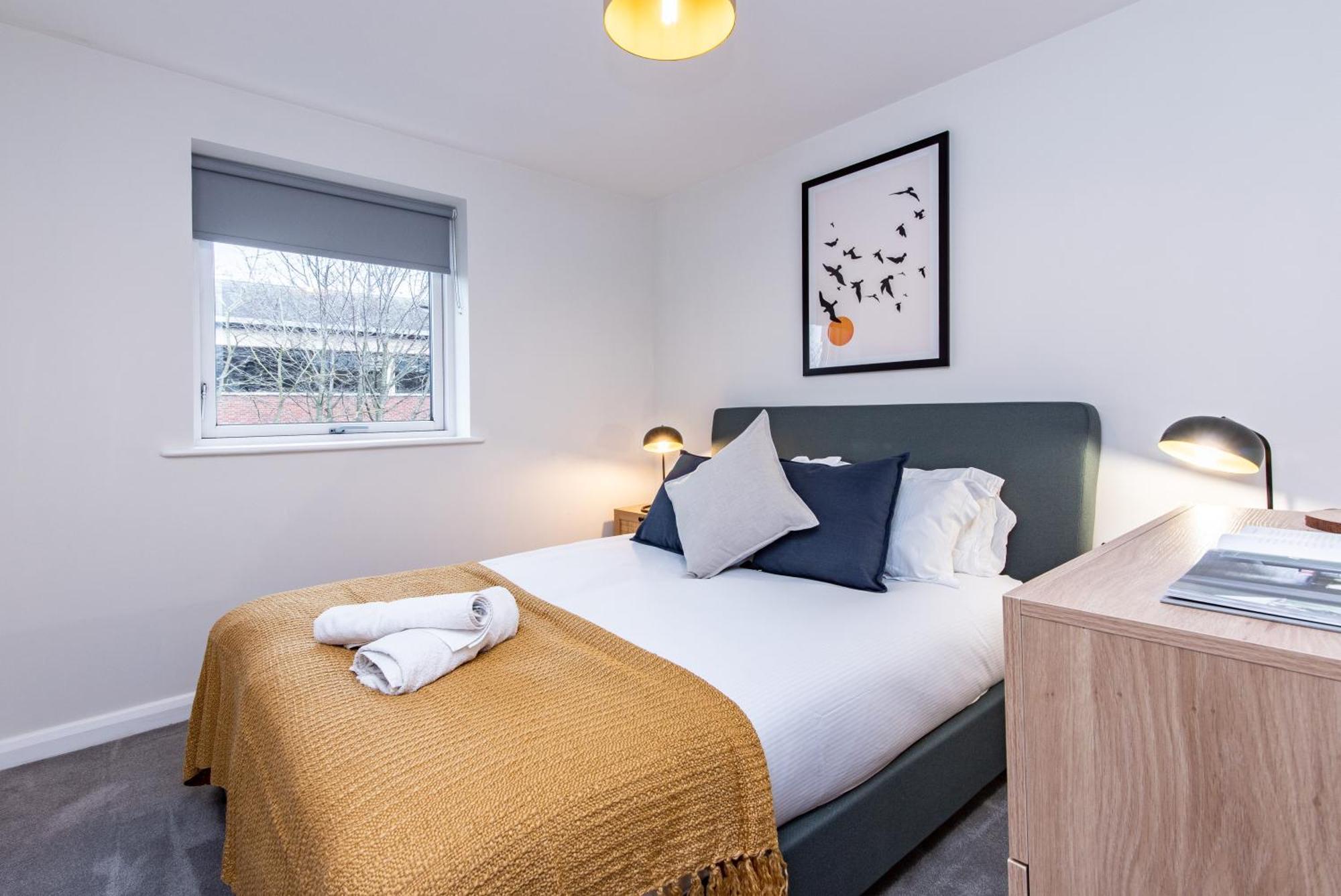 2br With Parking, Close To Centre *